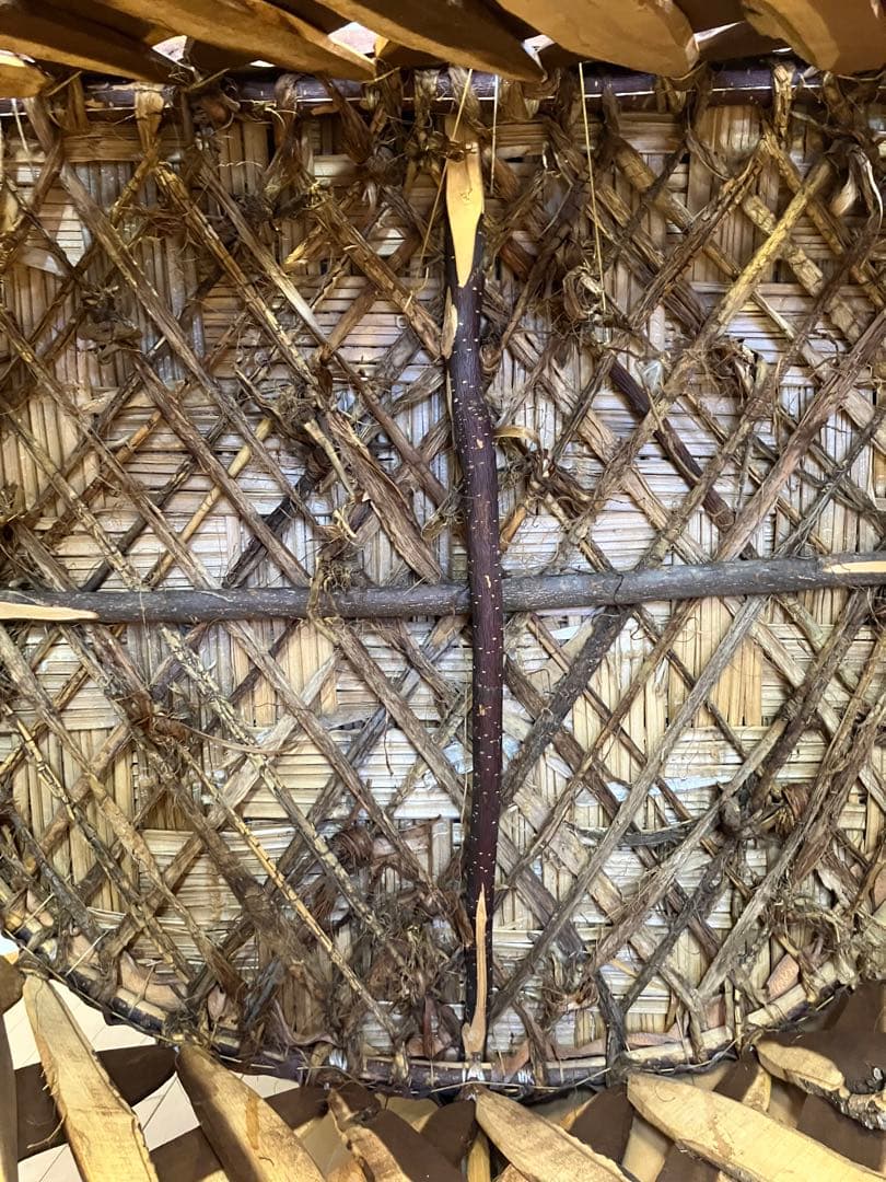 メキシコ　民芸　エキパルチェア　革