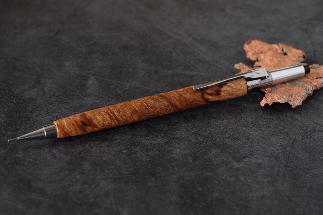 PG5木軸カスタム0223　高村杢工房 製図用シャープペンシル 花梨瘤紅白