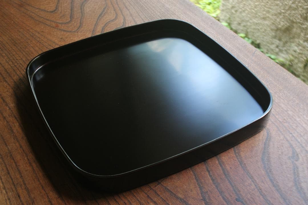 極小保管傷のみ！シンプルデザインに上質黒漆の美しい隅丸四方膳（検輪島塗お膳お盆