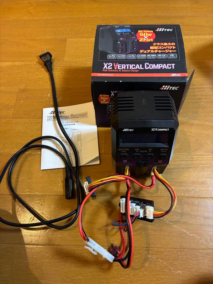 ウ*ー様 Hitec X2 V COMPACT バッテリー充電器　ハイテック　5