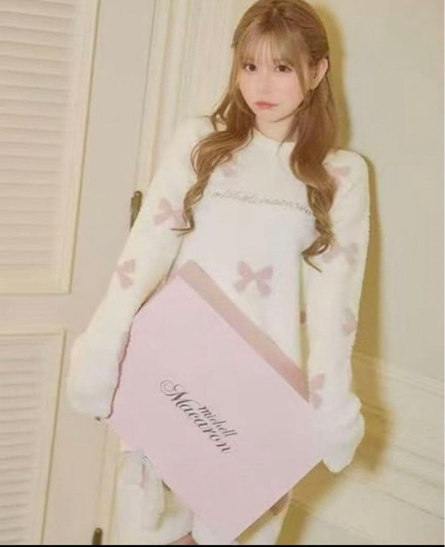 ミシェルマカロンノベルティ リボン柄ルームウェア&リボンスリッパ