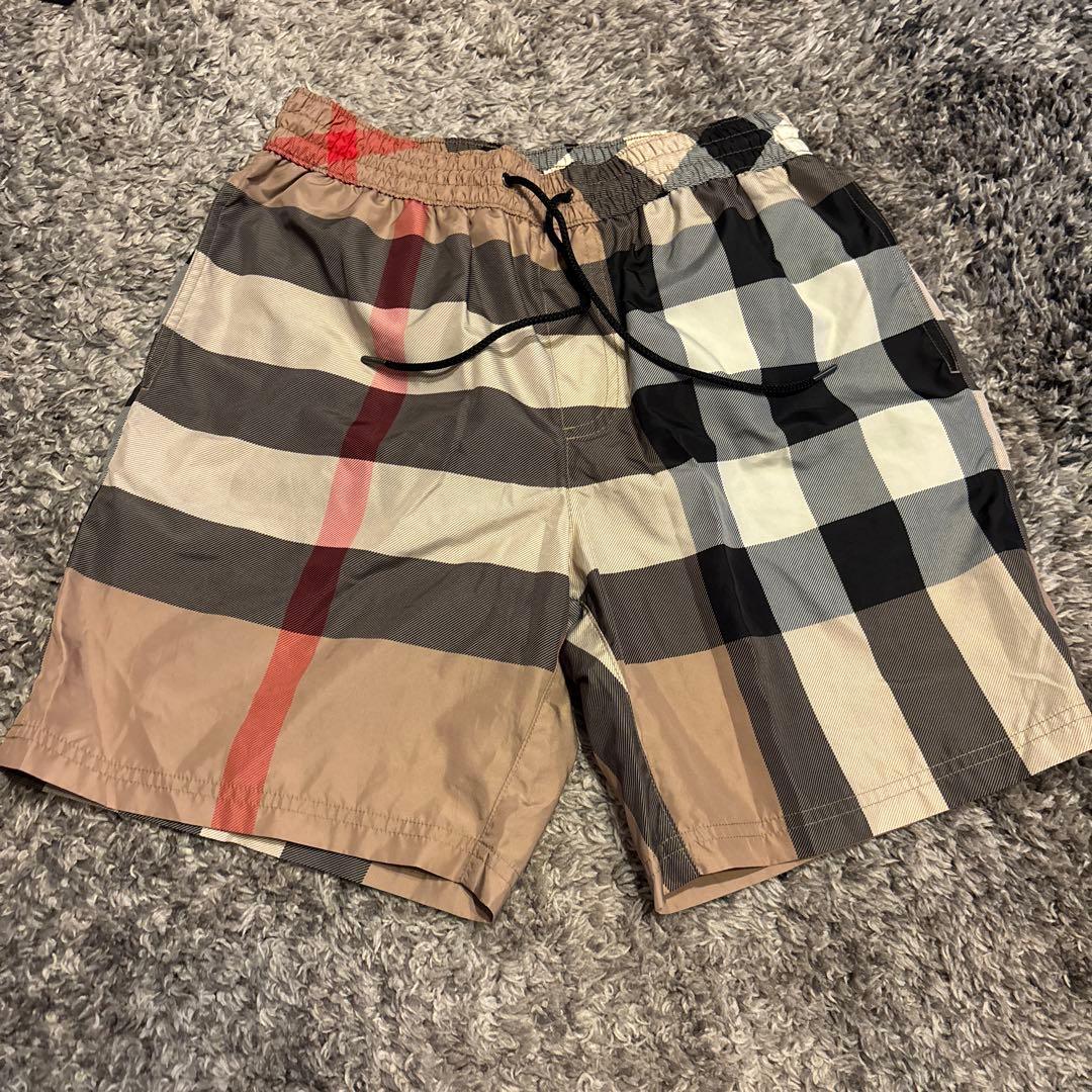 Burberry 水着　ショーツ　メンズ　Sサイズ