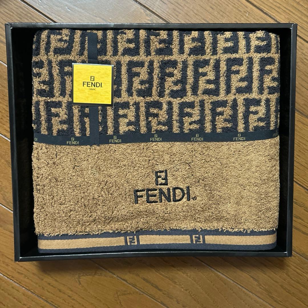 FENDI teleria バスタオル　276056H 　２セット