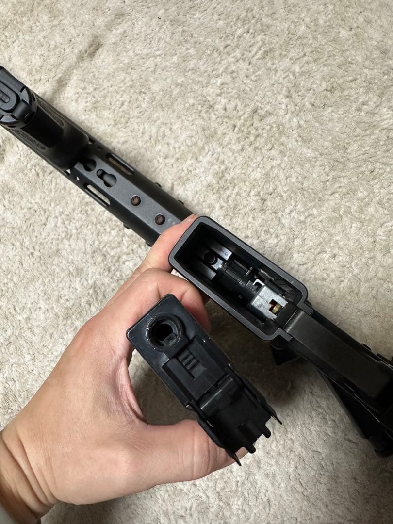 東京マルイ 次世代電動ガン M4A1 CQB-R カスタム付 属品多数