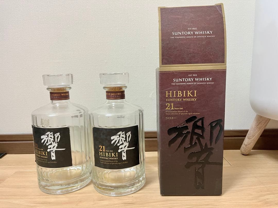Hibiki 響21年 ウイスキー 空瓶、空箱、MARTELL空瓶