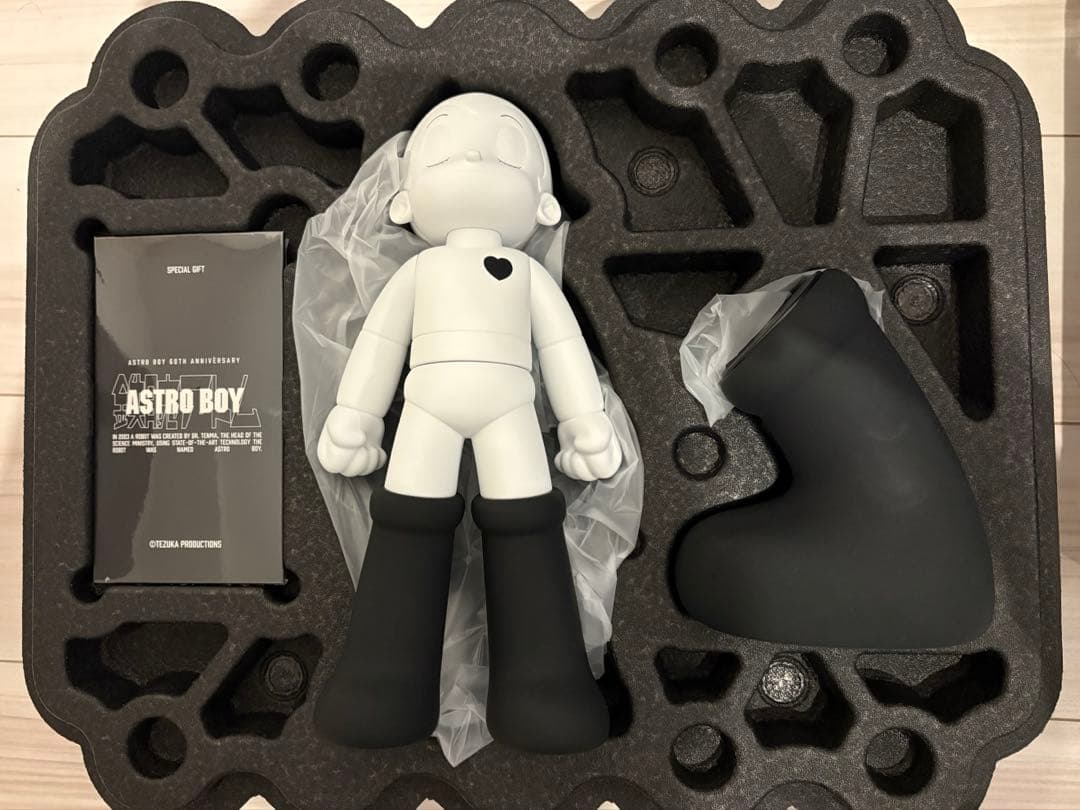 鉄腕アトム ASTRO BOY フィギュア ブラックエディション
