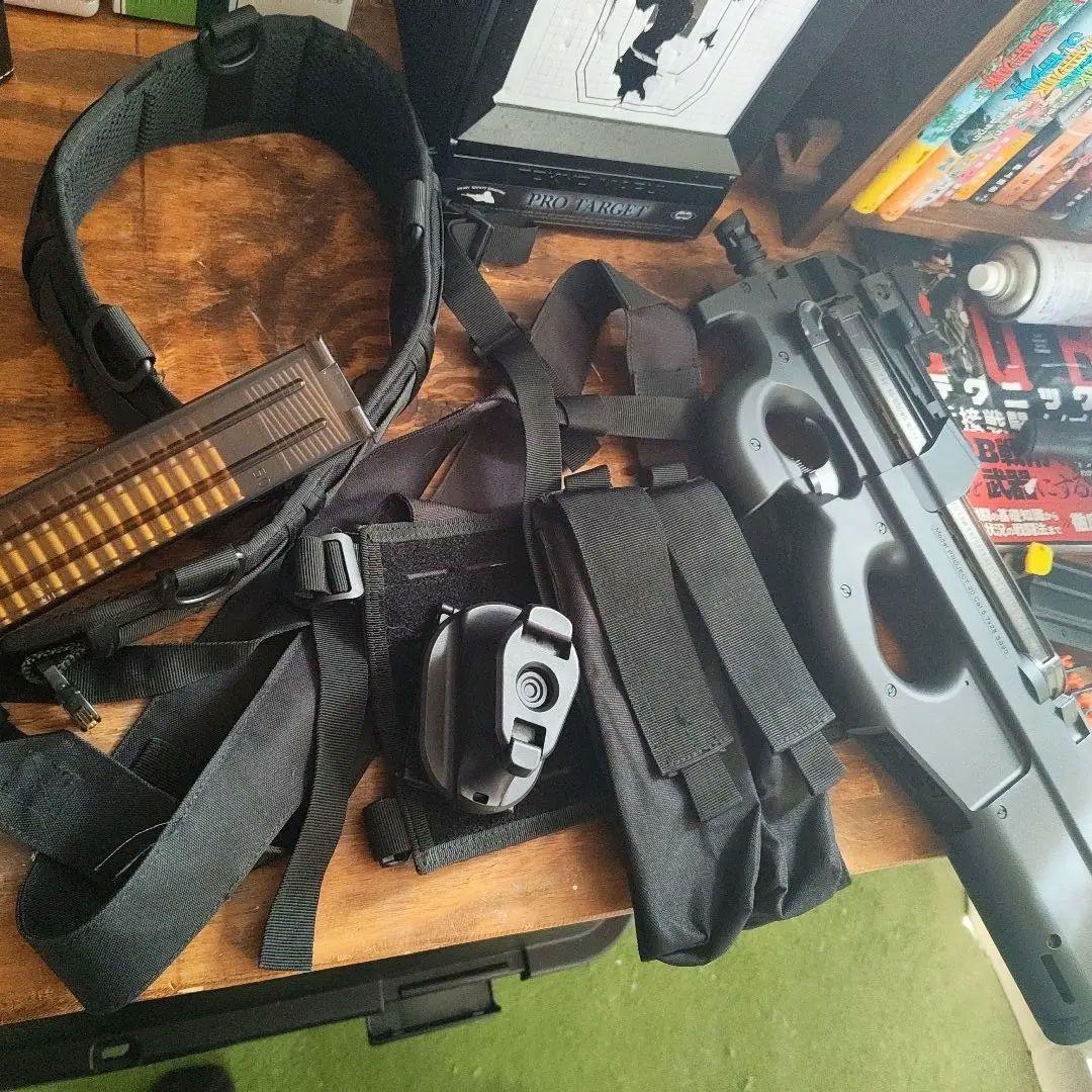 初心者応援！！ P90+（サイト・ホルスター・多段・ポーチ・ベルトとリグ付）