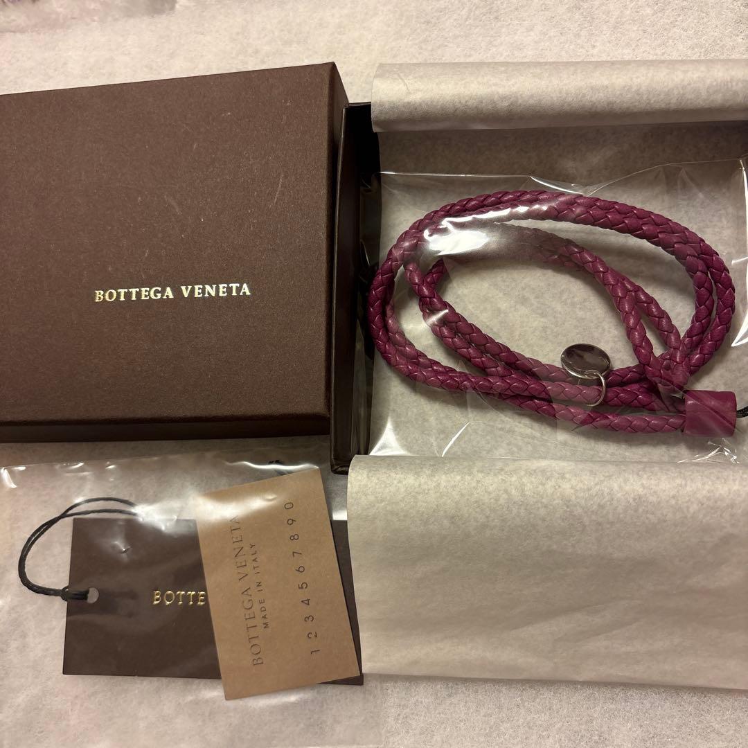 美品BottegaVenetaボッテガヴェネタレザーストラップ