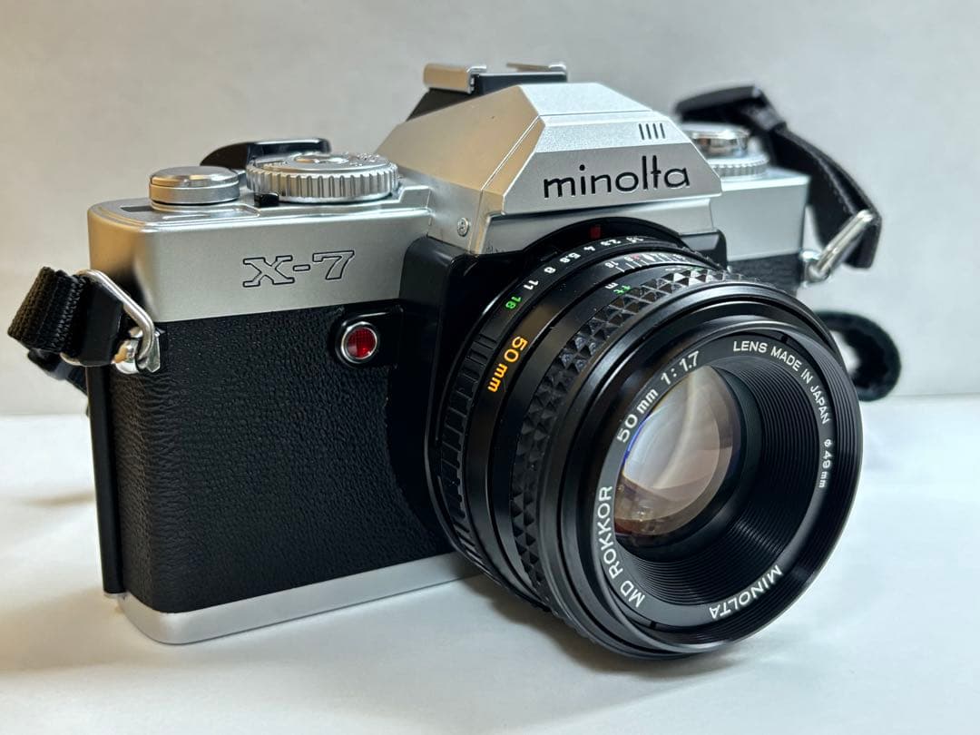フィルム一眼レフ MINOLTA X-7 50mm F1.7レンズ付き
