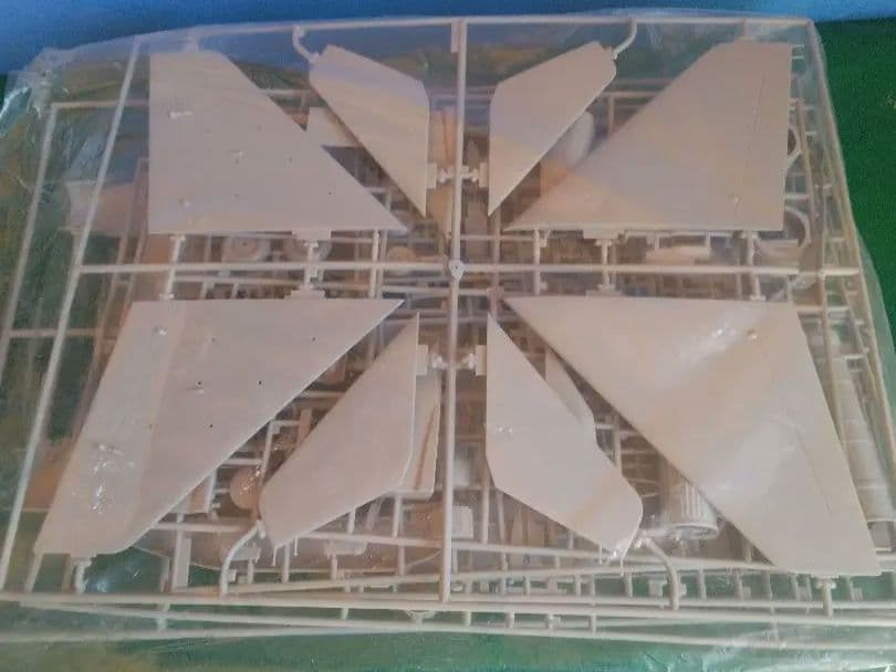 レベル1/32 MiG-29 フルクライム 1:32