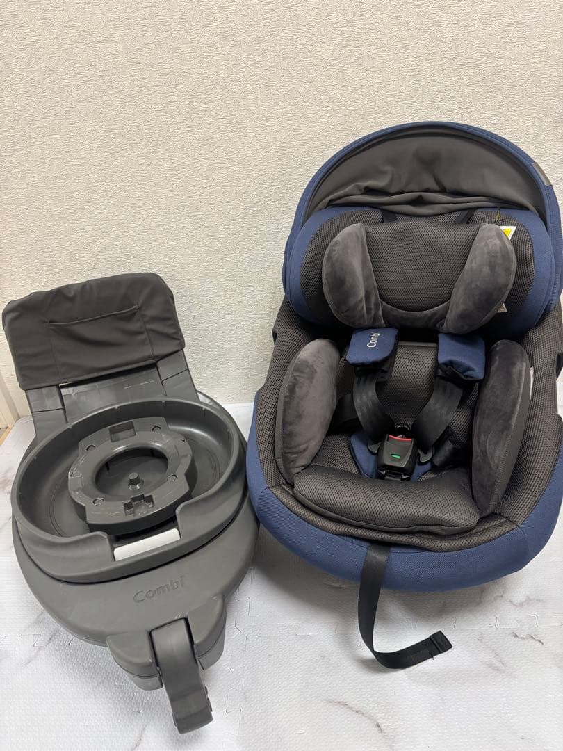 美品　コンビ　THE S ISOFIX　エッグショック　回転式　紺色