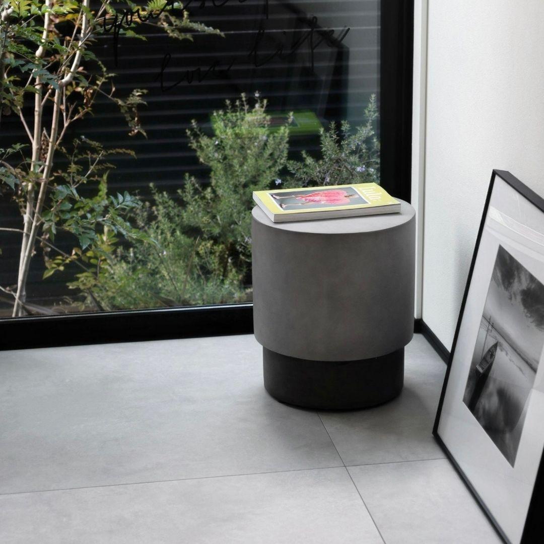 グラオ　サイドテーブル