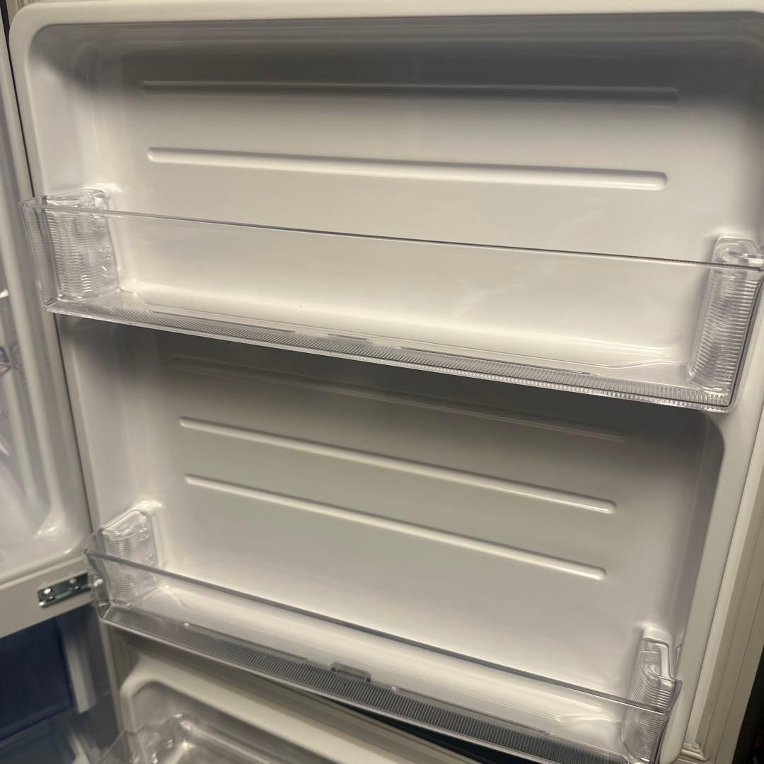 SHARP冷蔵庫 SJ-D23D-S