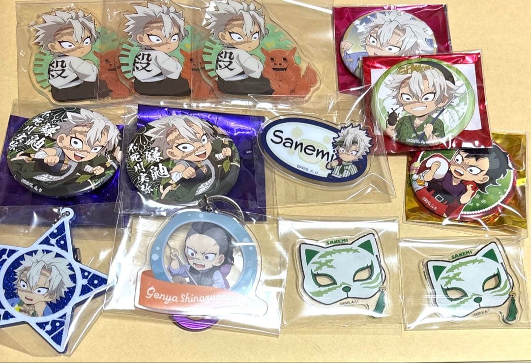 缶バッジ＋アクスタ他