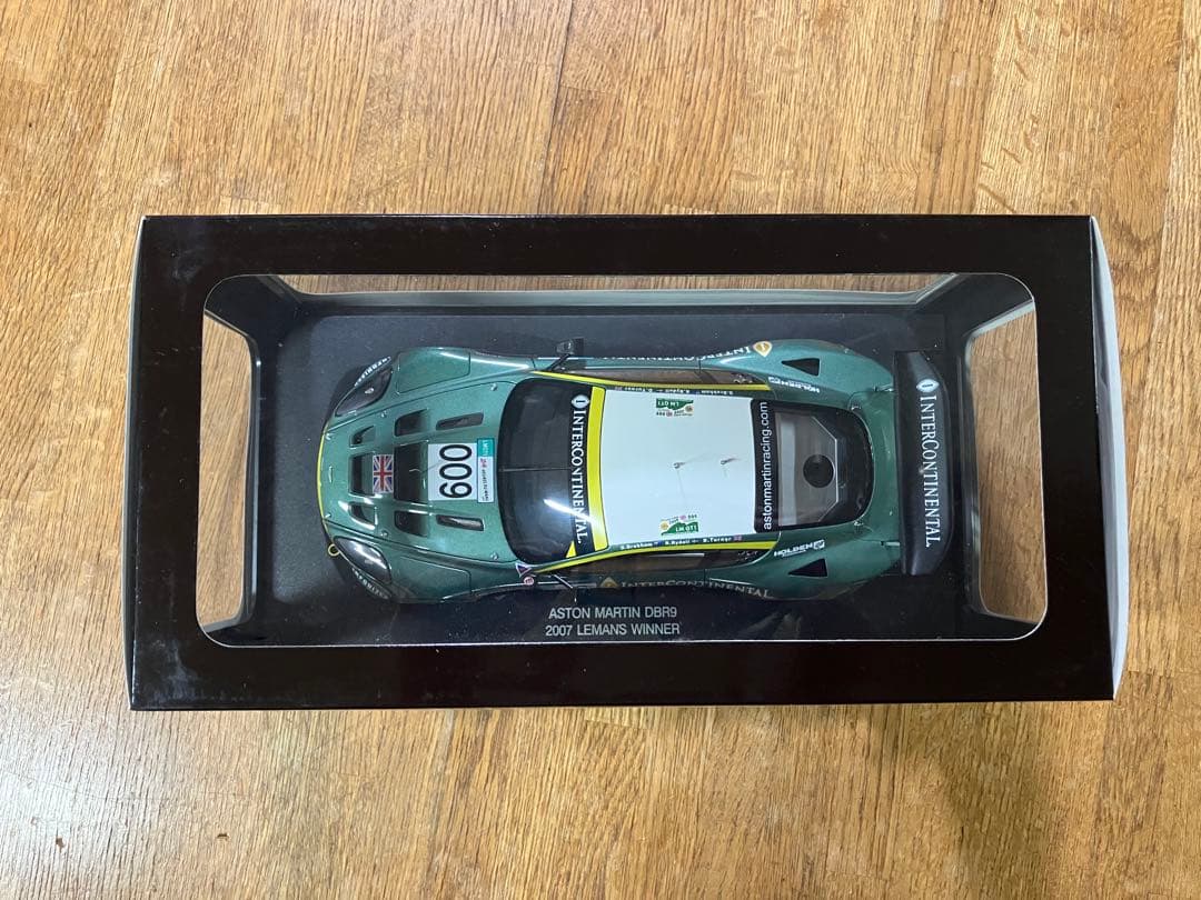 未開封 1/18 オートアート アストンマーチ DBR9 2007 #009
