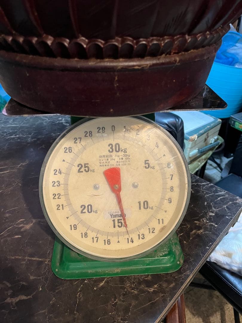 中国木彫椅子 龍 、鳳凰 、彫刻 、縁起物 、スツール マホガニー中国樽