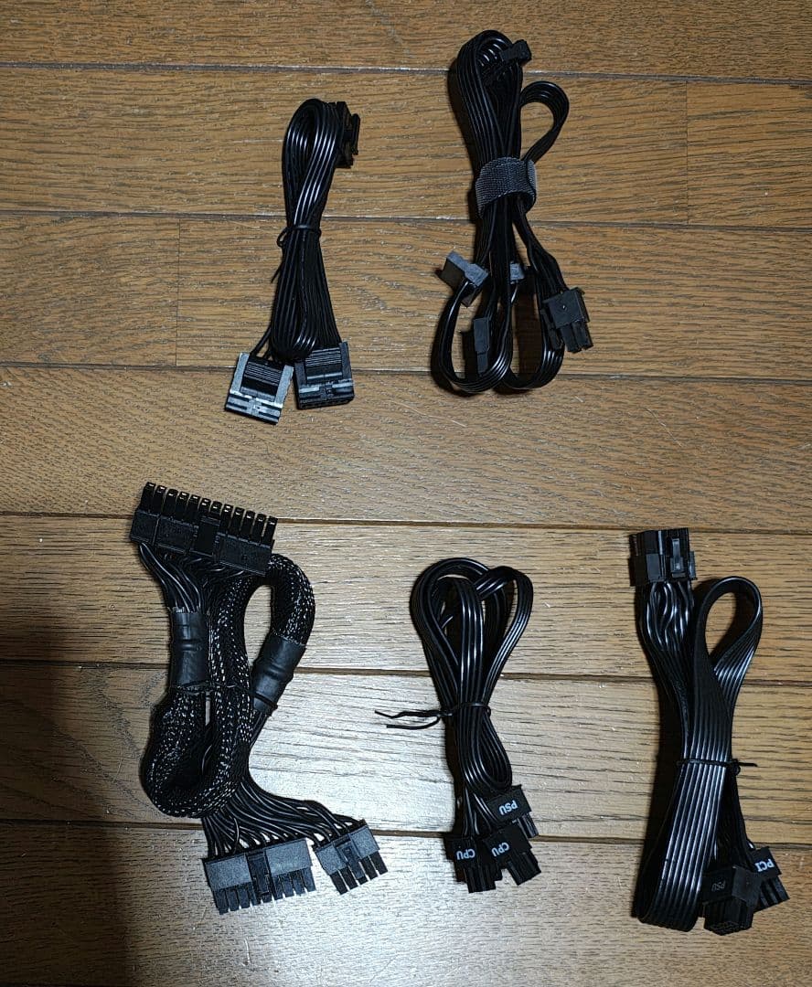 電源ユニット Fractal Design ION SFX 500G