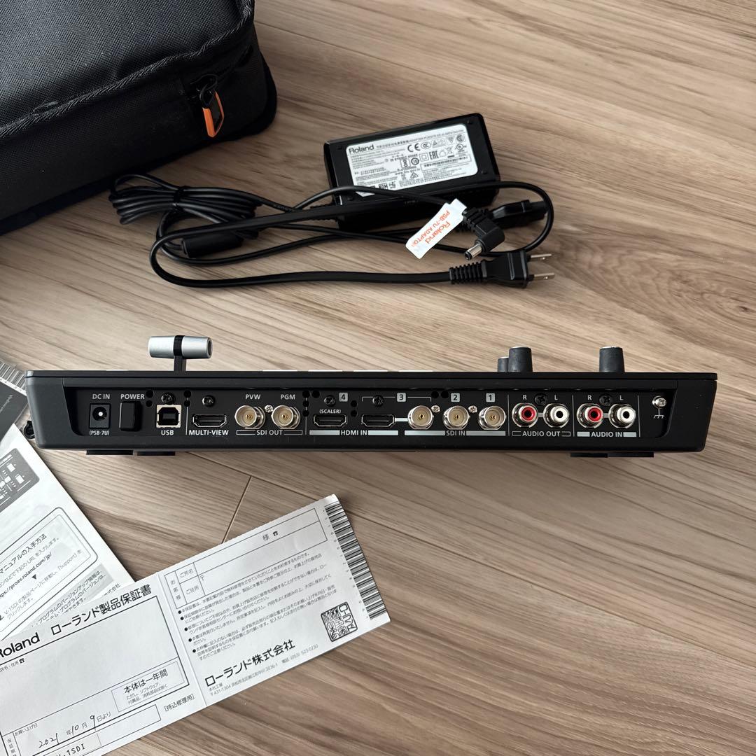 【ほぼ未使用】Roland V-1SDI ビデオスイッチャー ケース付き