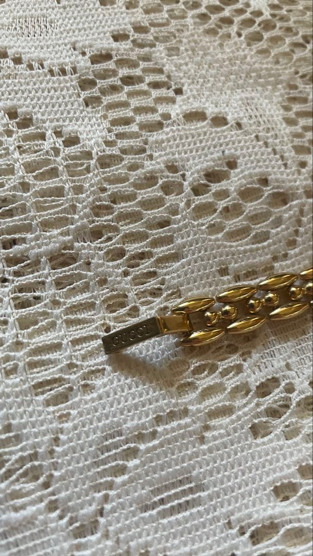 GUCCI ゴールドチェーン時計 交換ベゼル付き