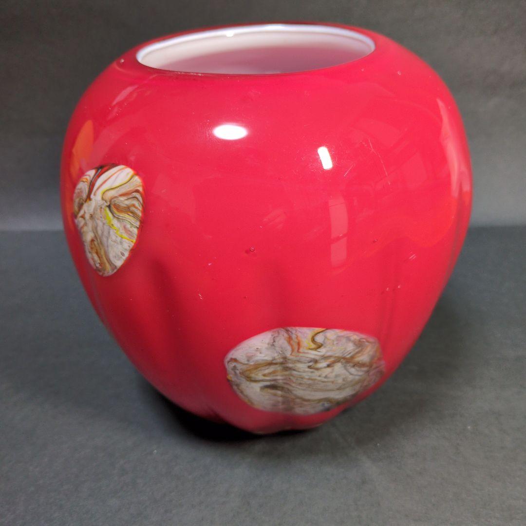 赤いマーブル模様のガラス花瓶　レッド