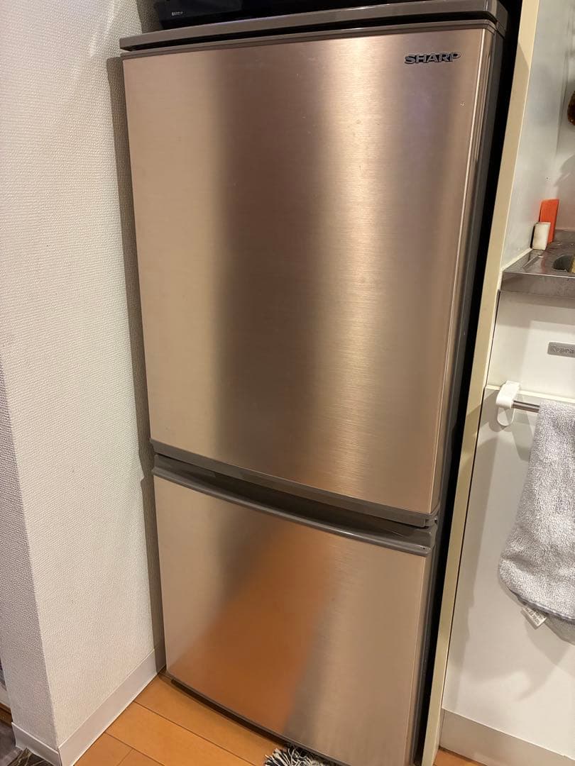 大阪【今週引取り】SHARP 冷蔵庫 137L 2018年製