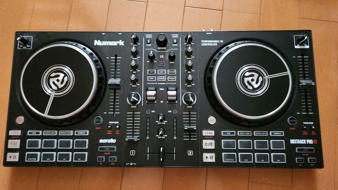 Numark Mixtrack Pro fx DJコントローラー