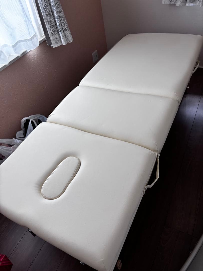 エステ　リクライニング　折りたたみベッド