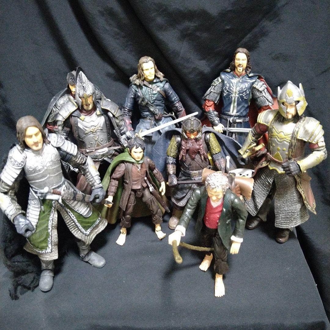 トイビズ　ロードオブザリング　9体セット