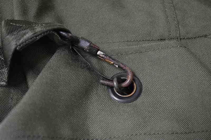 ＠美品 米軍実物 ナイロン素材 ダッフルバッグ ① 円高 ARMY