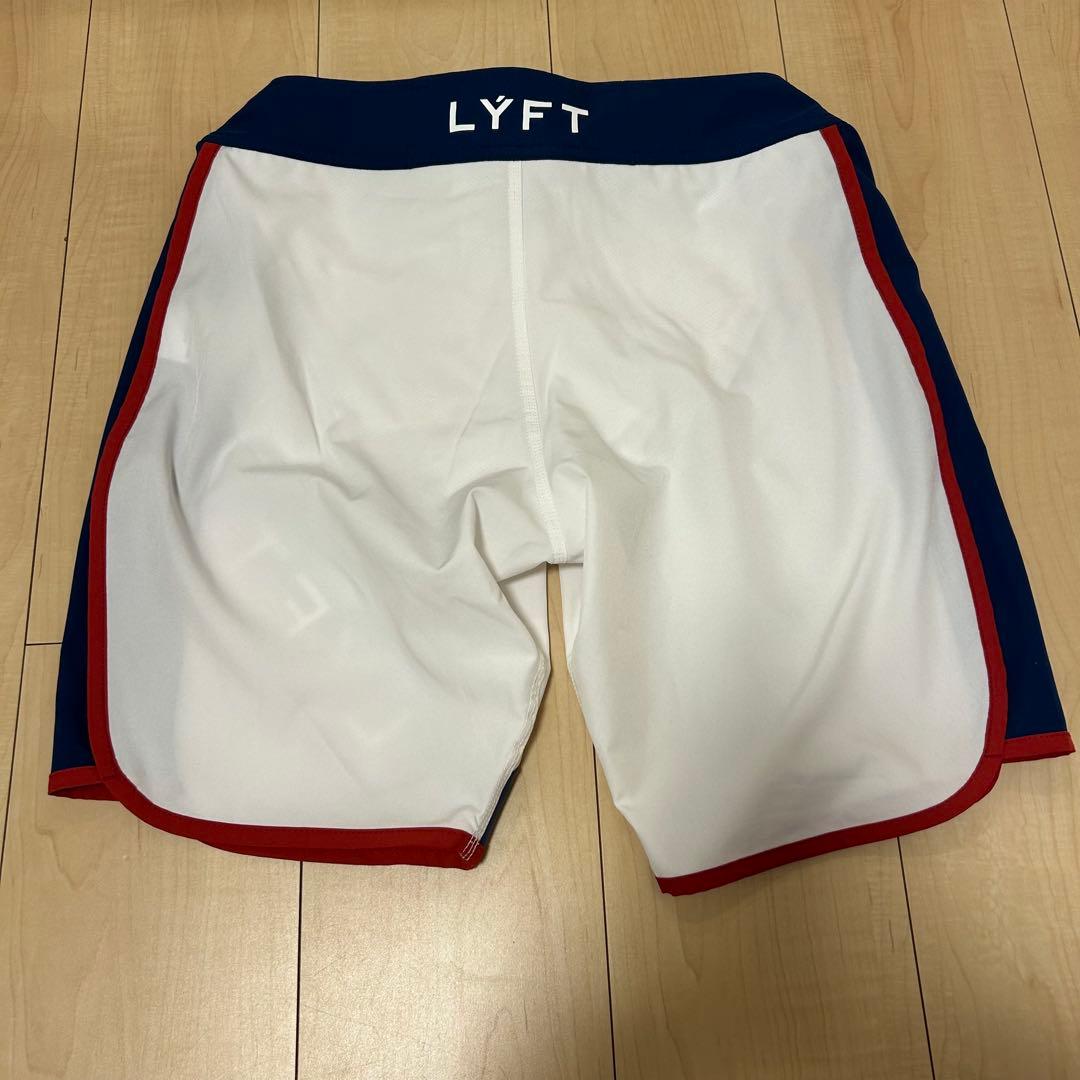 LYFT リフト　サーフパンツ　ホワイト/ネイビー/レッド　Mサイズ
