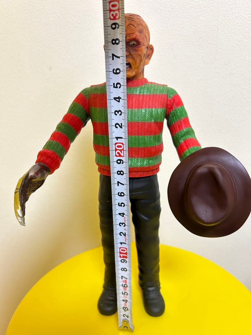 フレディ エルム街の悪夢　ソフビフィギュア　ホラー　映画