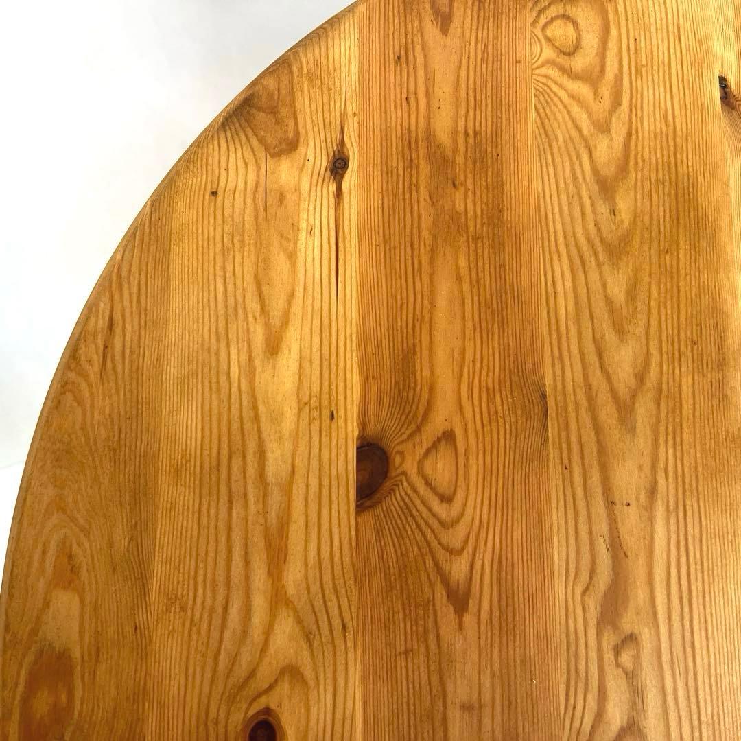 円テーブル・古いパイン材　　　　直径95cm・高さ73cm
