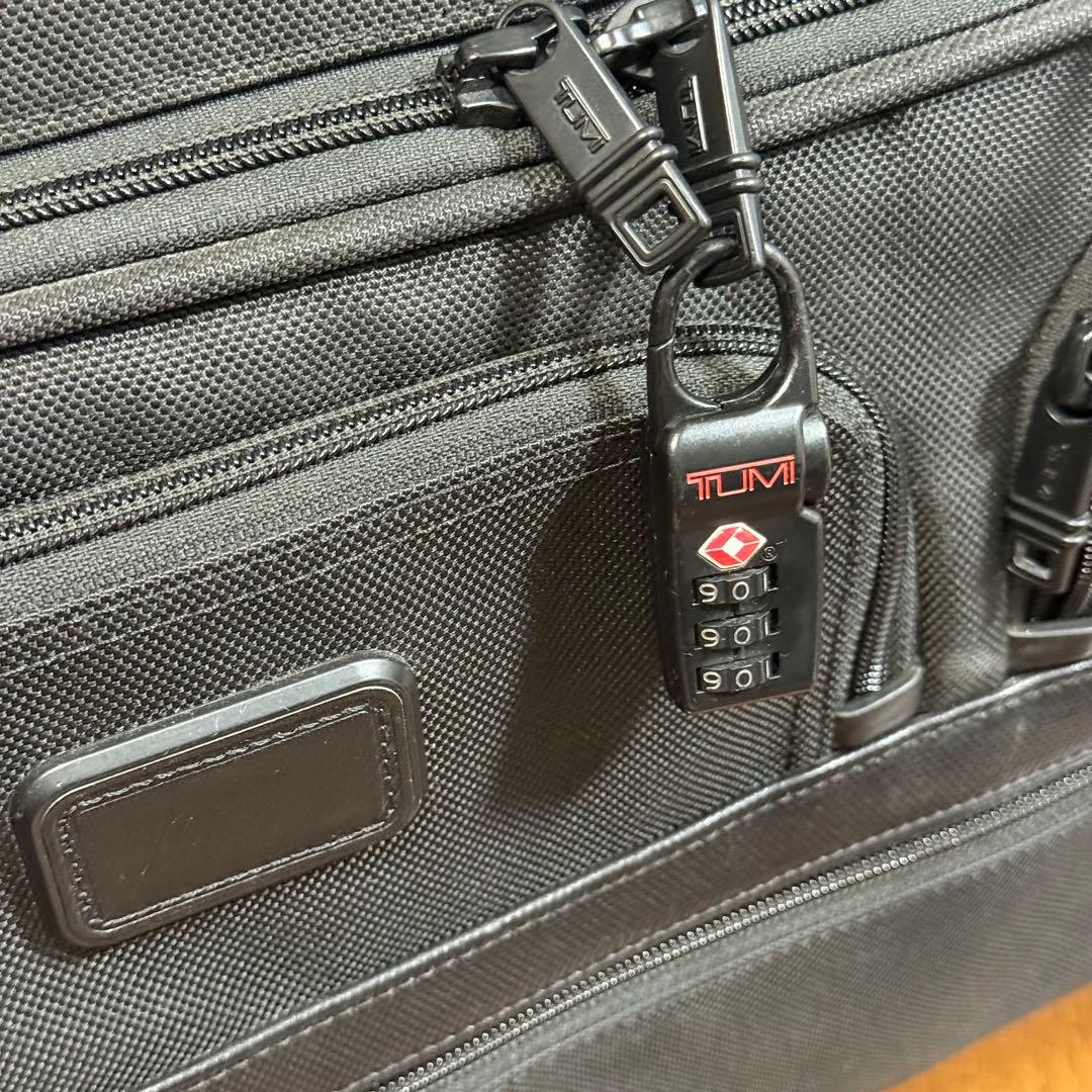【極美品】TUMI 26627D2 4 wheel deluxe brief