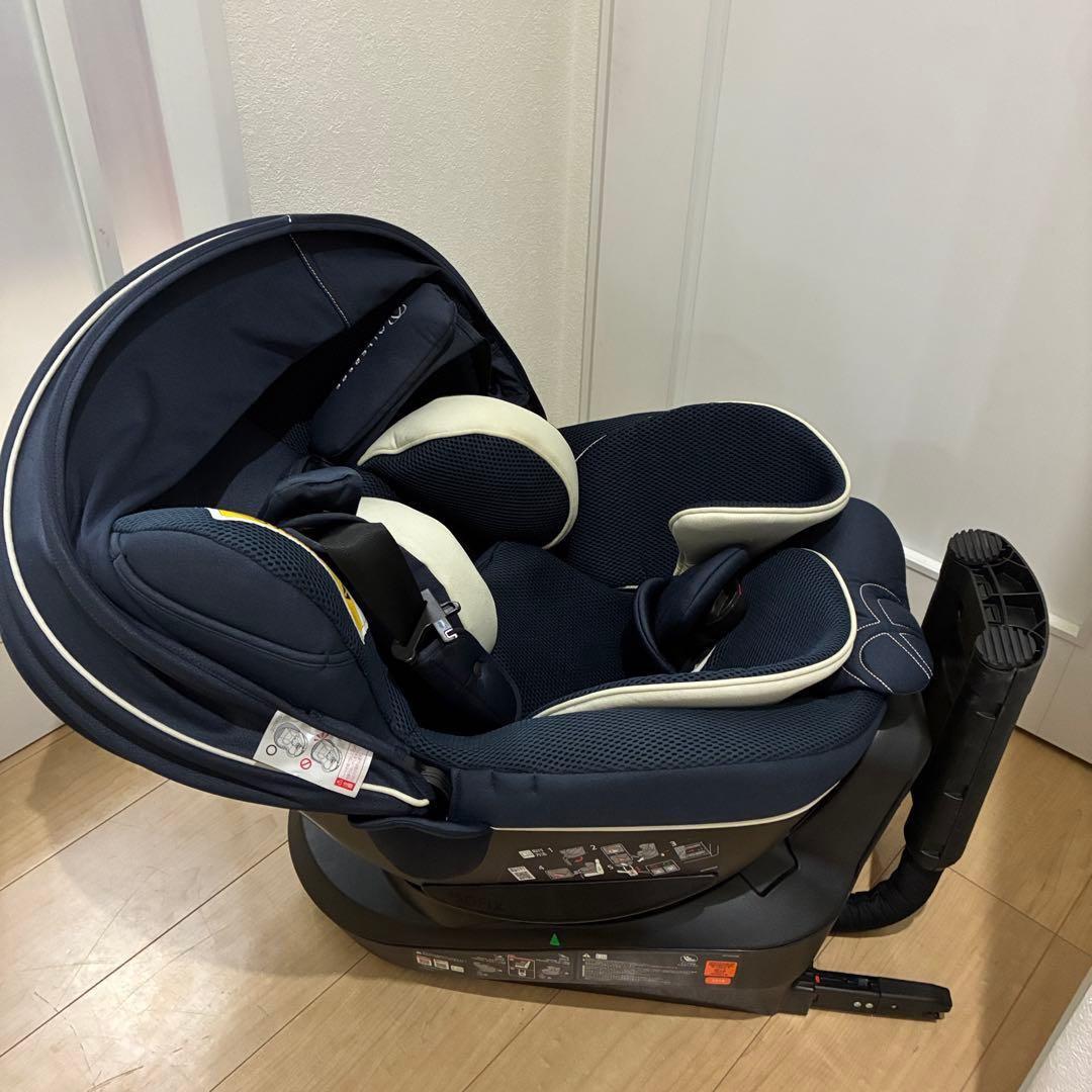 美品　エールべべ クルット5i グランス ISOFIX ネイビー 360°