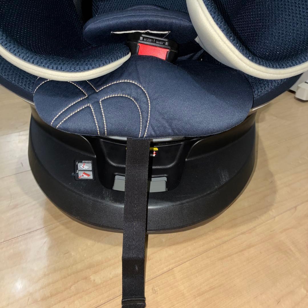 美品　エールべべ クルット5i グランス ISOFIX ネイビー 360°