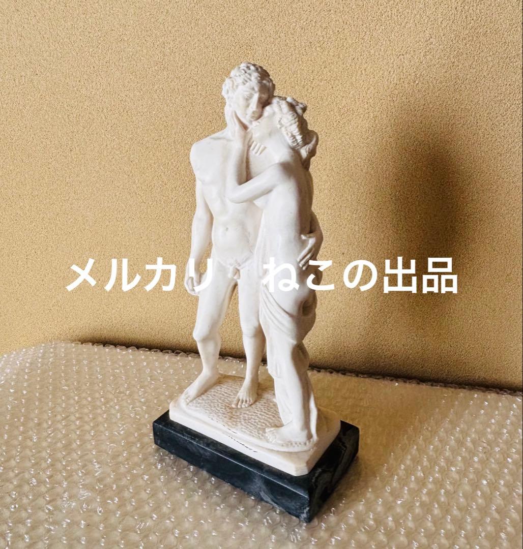 彫刻像　 A. Leoni デッサン　イタリア？　大理石？　美術館　ヴィーナス