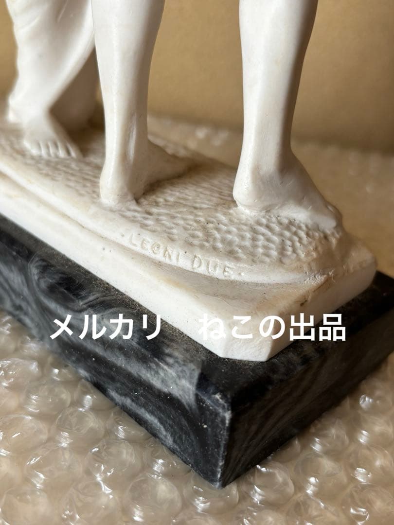 彫刻像　 A. Leoni デッサン　イタリア？　大理石？　美術館　ヴィーナス