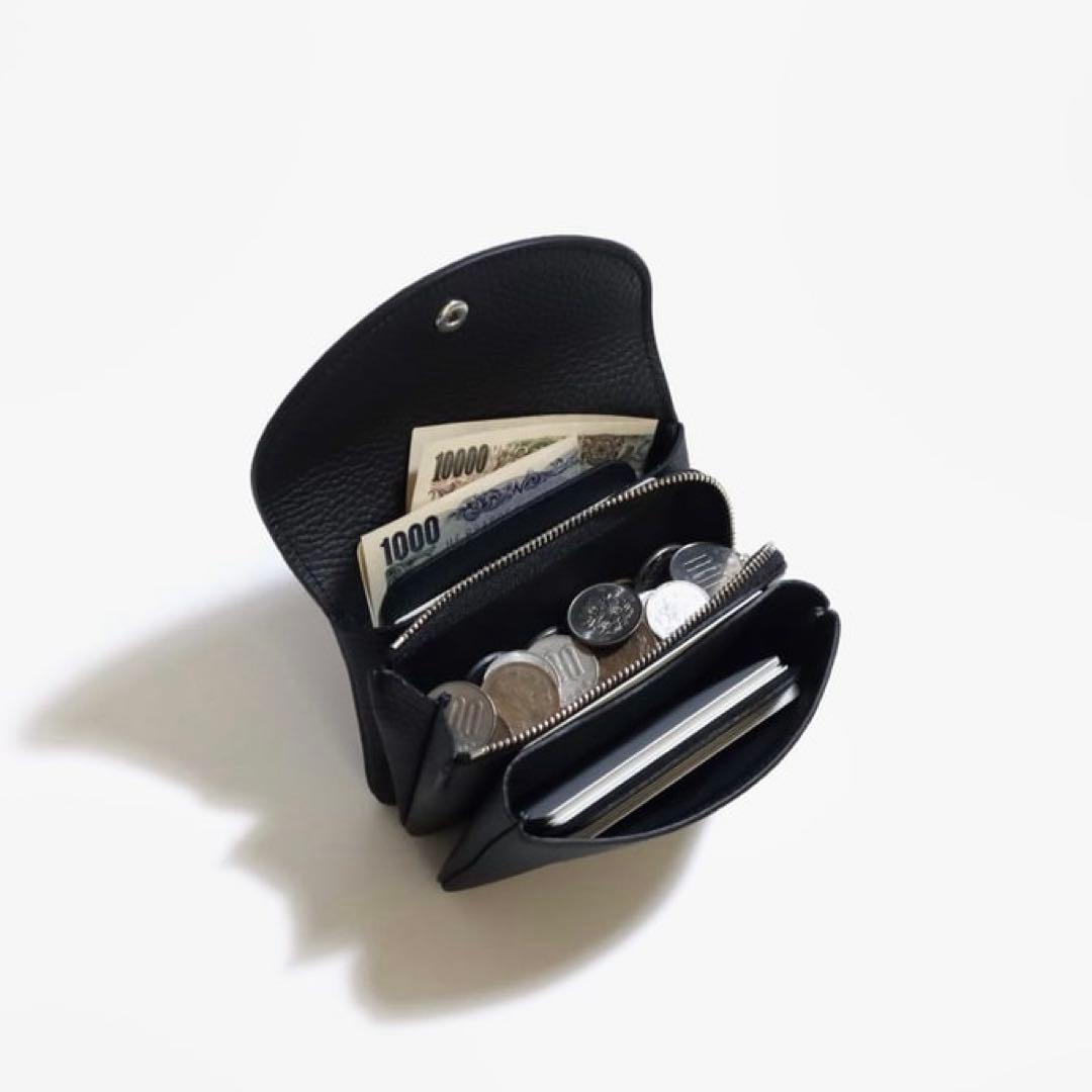 STUDIO LA CAUSE スタジオラコーズ 内縫いフラップ財布 M です♩