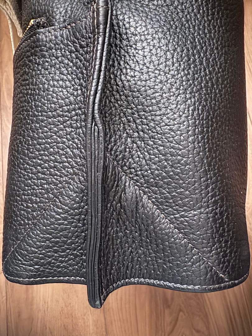 IANNE 黒 ショルダーバッグ