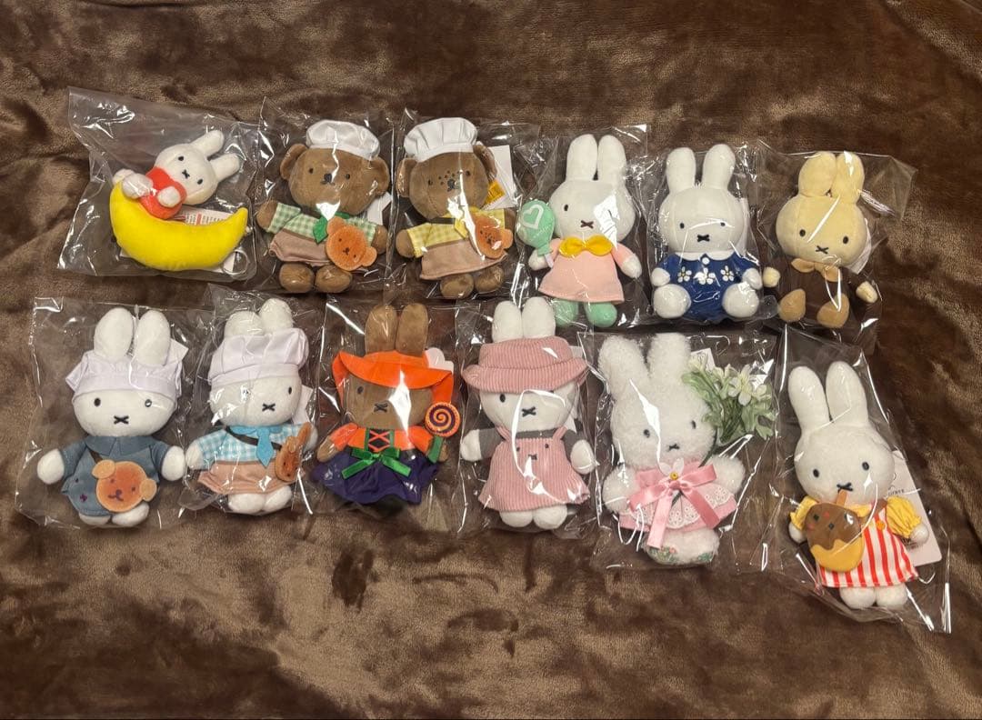 【未使用、紙タグ付き】ミッフィー ぬいぐるみ マスコット 12個