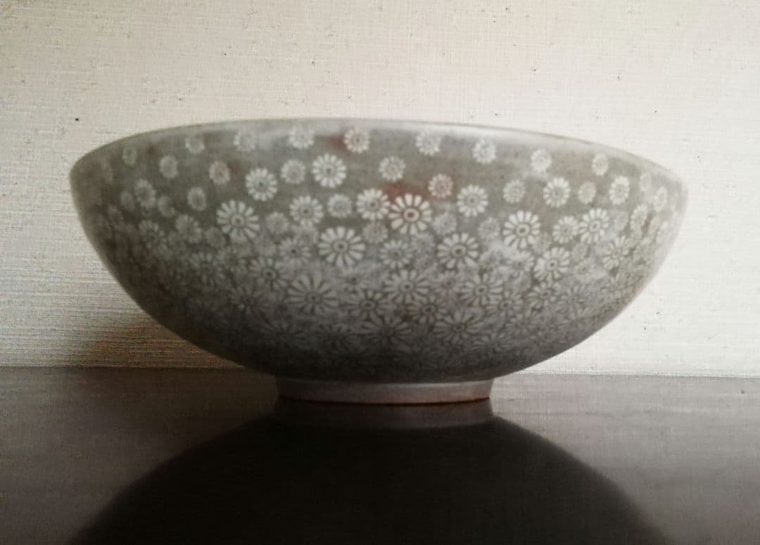 韓国人間国宝　申相浩の花三島鉢　秀作