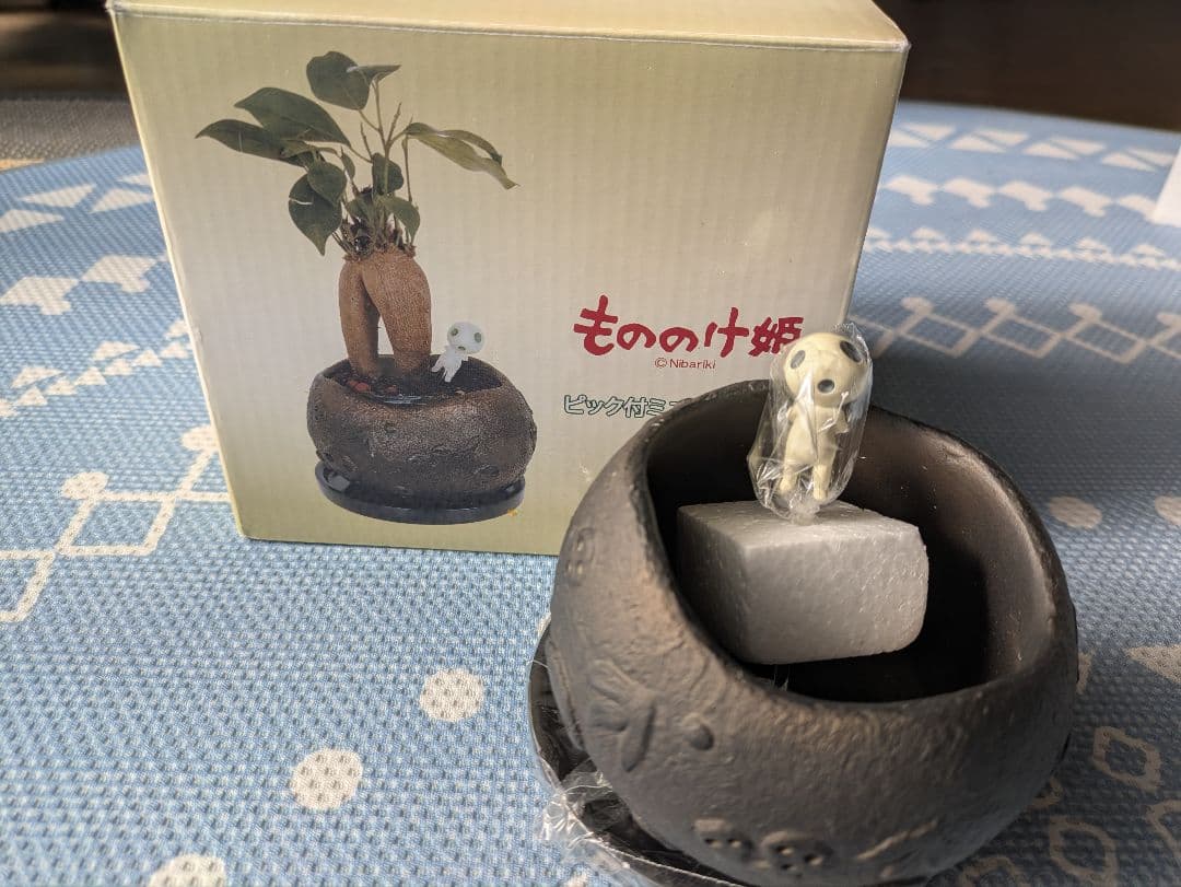 ジブリ新品 希少 もののけ姫 コダマ ピック付きミニプランター