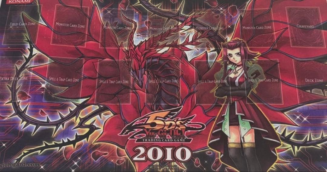 十六夜アキ・ブラックローズドラゴン　プレイマット