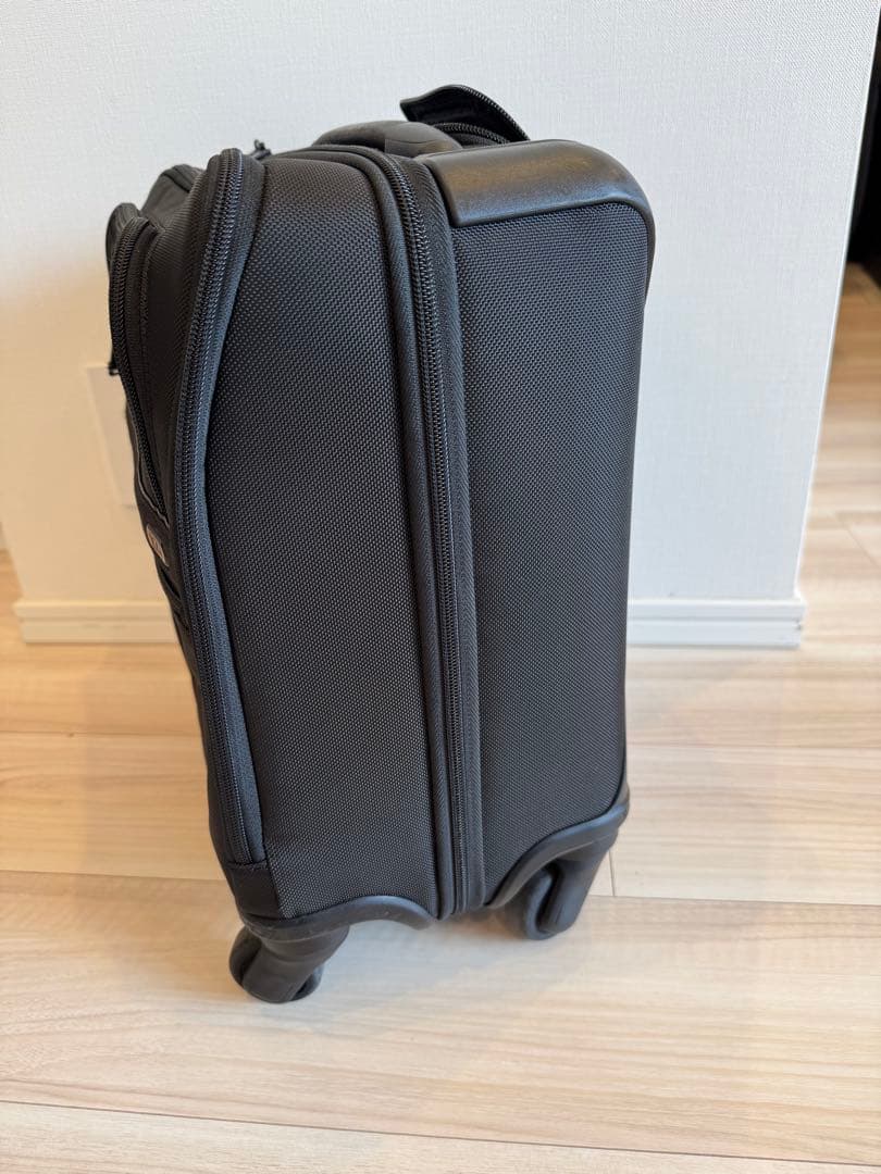 【美品】TUMI ブラック キャリーケース