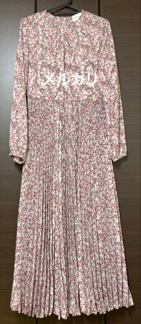 Perfume closet flower pleats dress Sサイズ