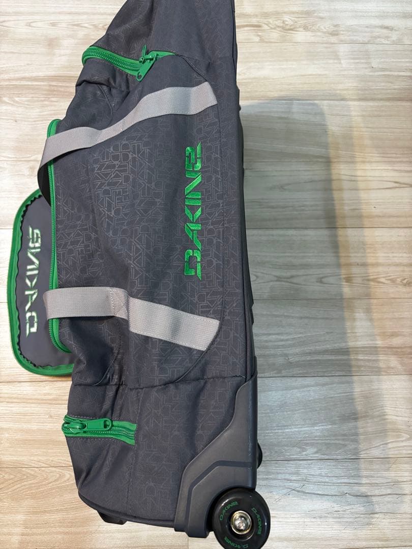 Dakine ダカイン Wheeled Duffle 90L キャリー 旅行