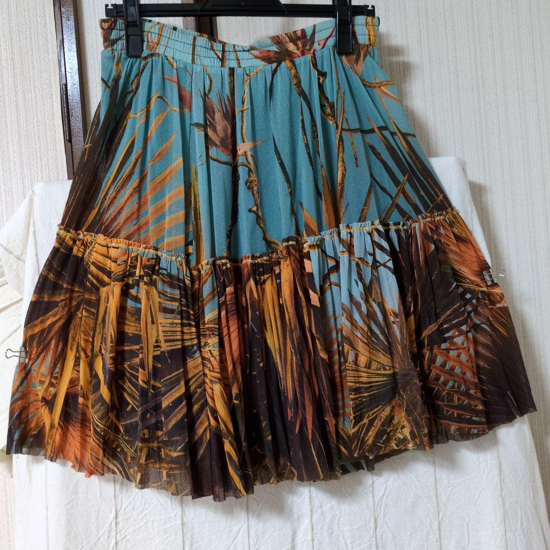 フレアスカート 青とオレンジのパーム柄