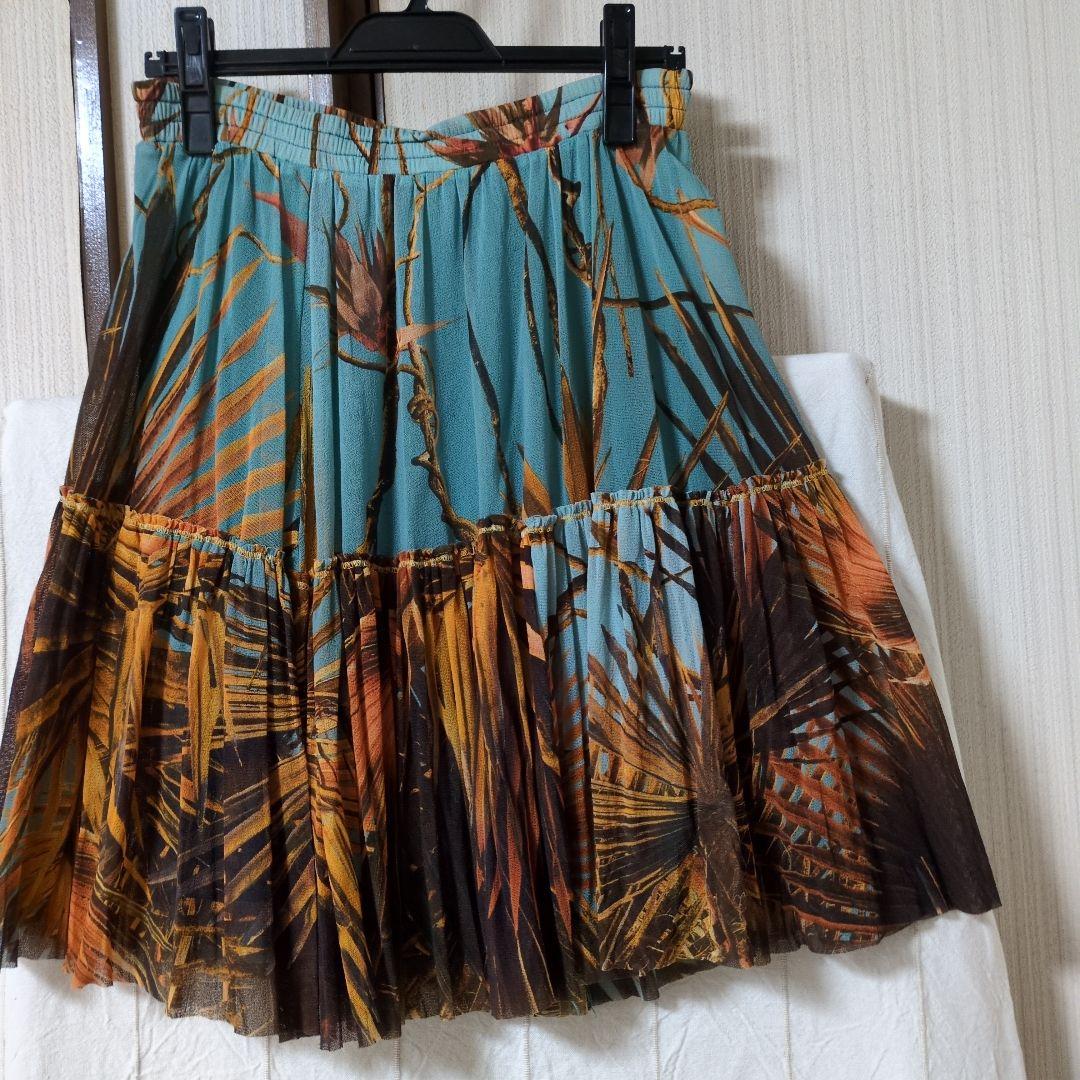 フレアスカート 青とオレンジのパーム柄