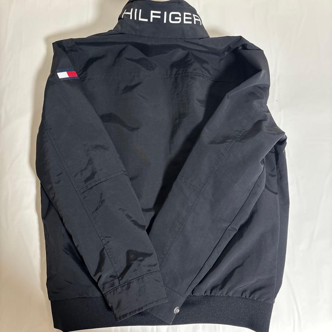  ブラックジャケット