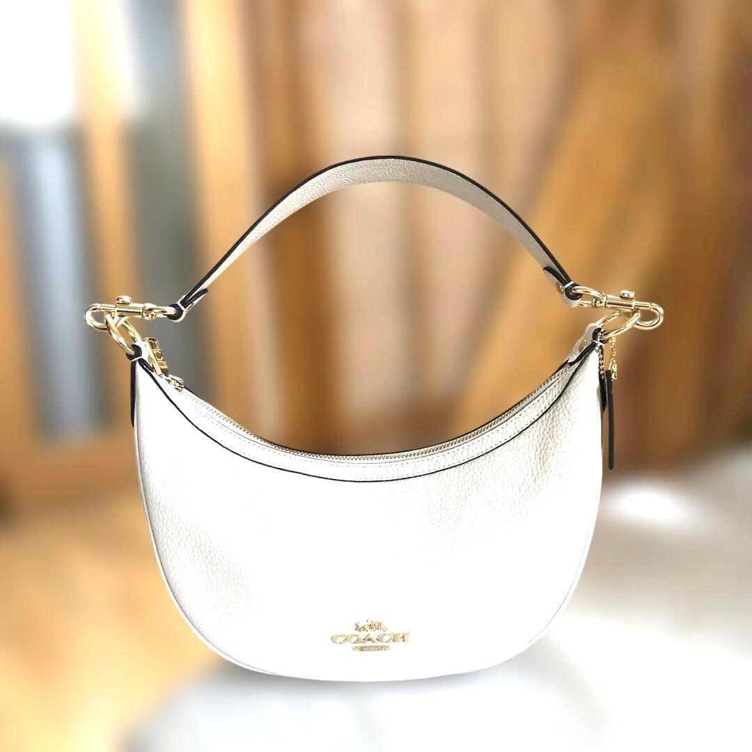 ［かなり美品］コーチ　ハーフムーン　ワンショルダー　バッグ　2way ホワイト系